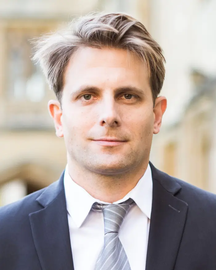 Dr. Lucas Kello